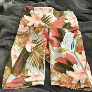 Old Navy Active Bike 🚴 Shorts 🩳 High Rise 8” Inseam Go-Dry